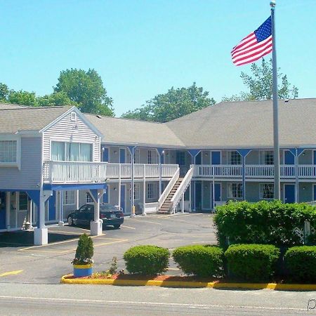 Guestlodge West Dennis Bagian luar foto