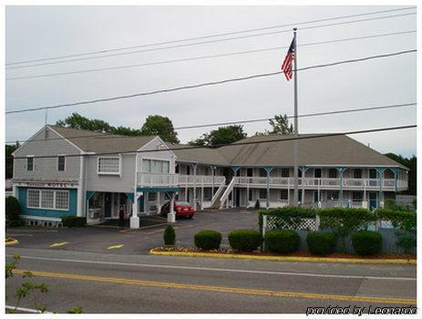 Guestlodge West Dennis Bagian luar foto
